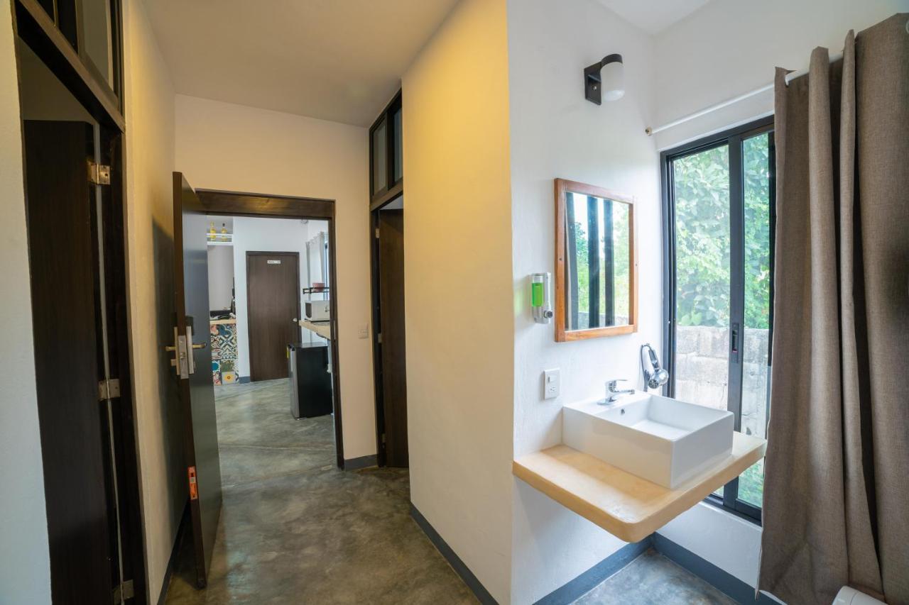 New Friends Hostel & Bar Adults Only 巴利亚多利德 外观 照片