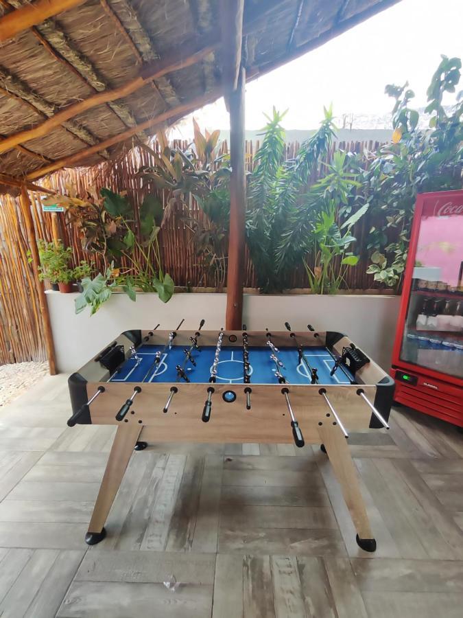 New Friends Hostel & Bar Adults Only 巴利亚多利德 外观 照片